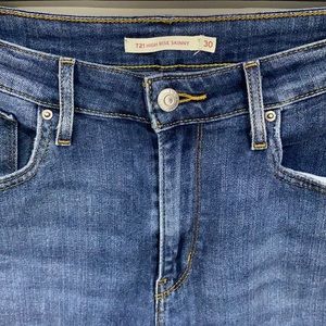 Levi’s High Rise Skinny Jeans